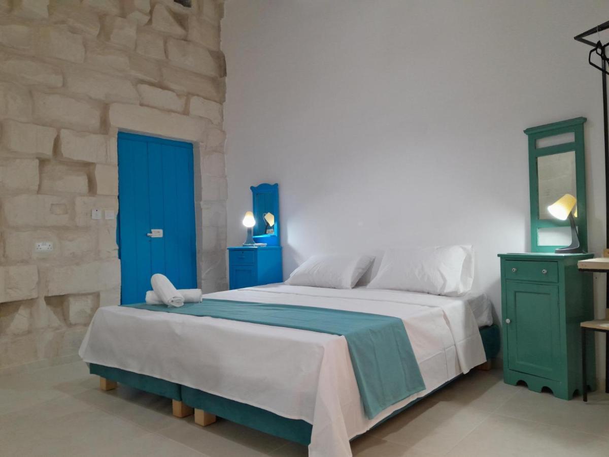 Limestone Sun Suites Sliema Esterno foto